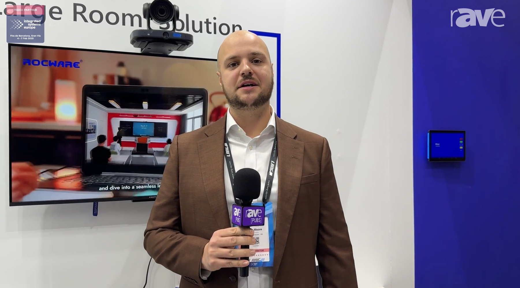 Load video: AI Tracking | 4K Video | BYOD | Enterprise UC | Smart gallery